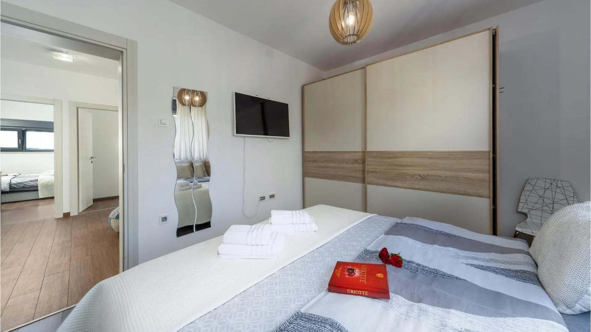 Сasa de vacaciones Amazing Home In Crikvenica With House Sea View Croacia